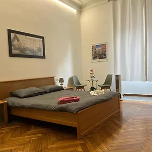 Bilocale Zona Citta' Studi Milano